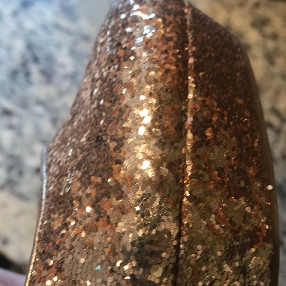 Guess Gold Glitter Heels - Picture 4 of 8